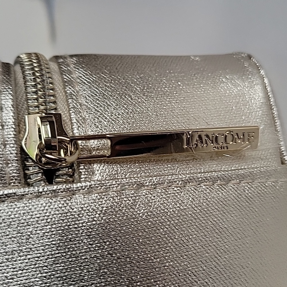 LANCOME Vanity Train Case - Picture 5 of 12